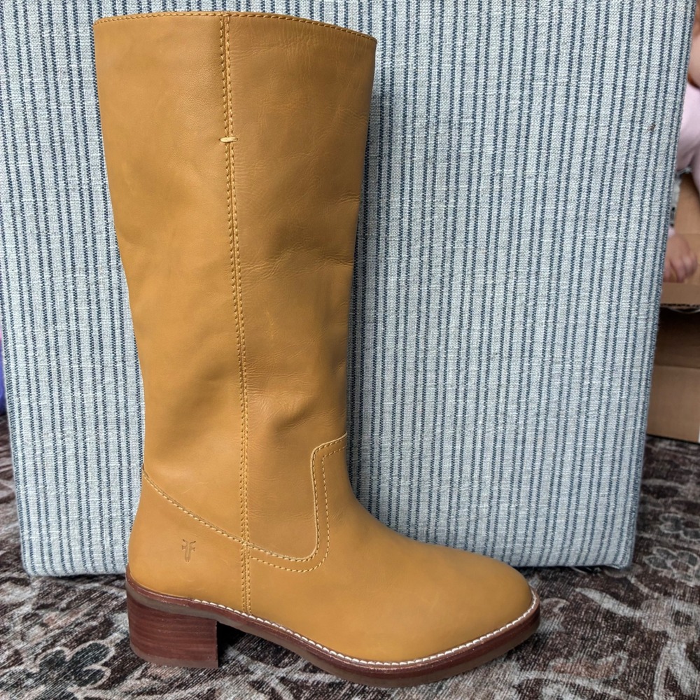 Frye Camryn Tall Pull On Boots Womens 9M Banana Leather NWT FR42040